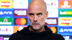 Pep Guardiola, entrenador de Manchester City, enojado con el representante de Claudio Echeverri.