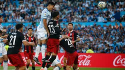 Racing y River en su encuentro por los octavos de final del Clausura.