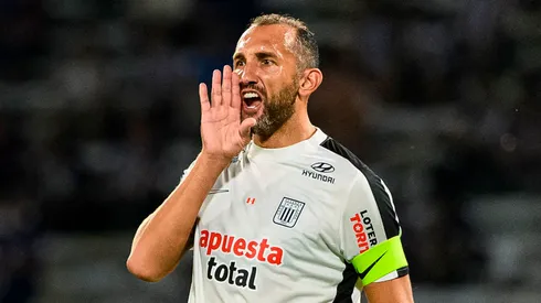 El delantero surgido de Racing confirmó que 2026 lo encontrará en acción.