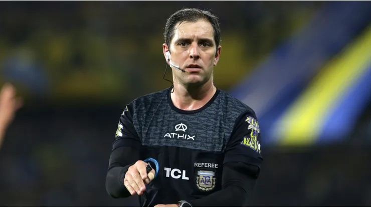 El polémico gesto de Fernando Echenique a Edinson Cavani la última vez que dirigió a Boca