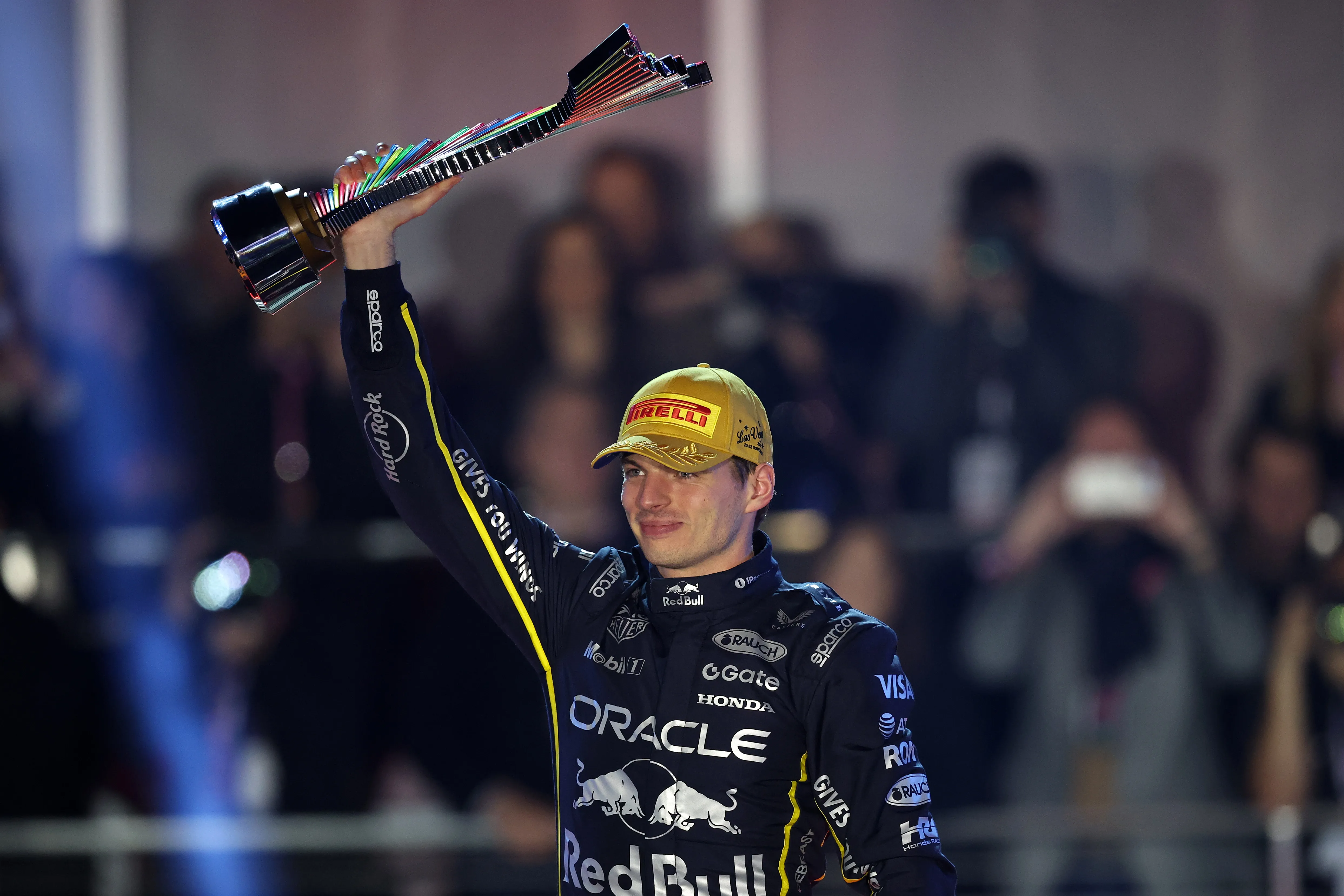 Vettel le da la ventaja a Verstappen en la pelea por el campeonato. (Getty)