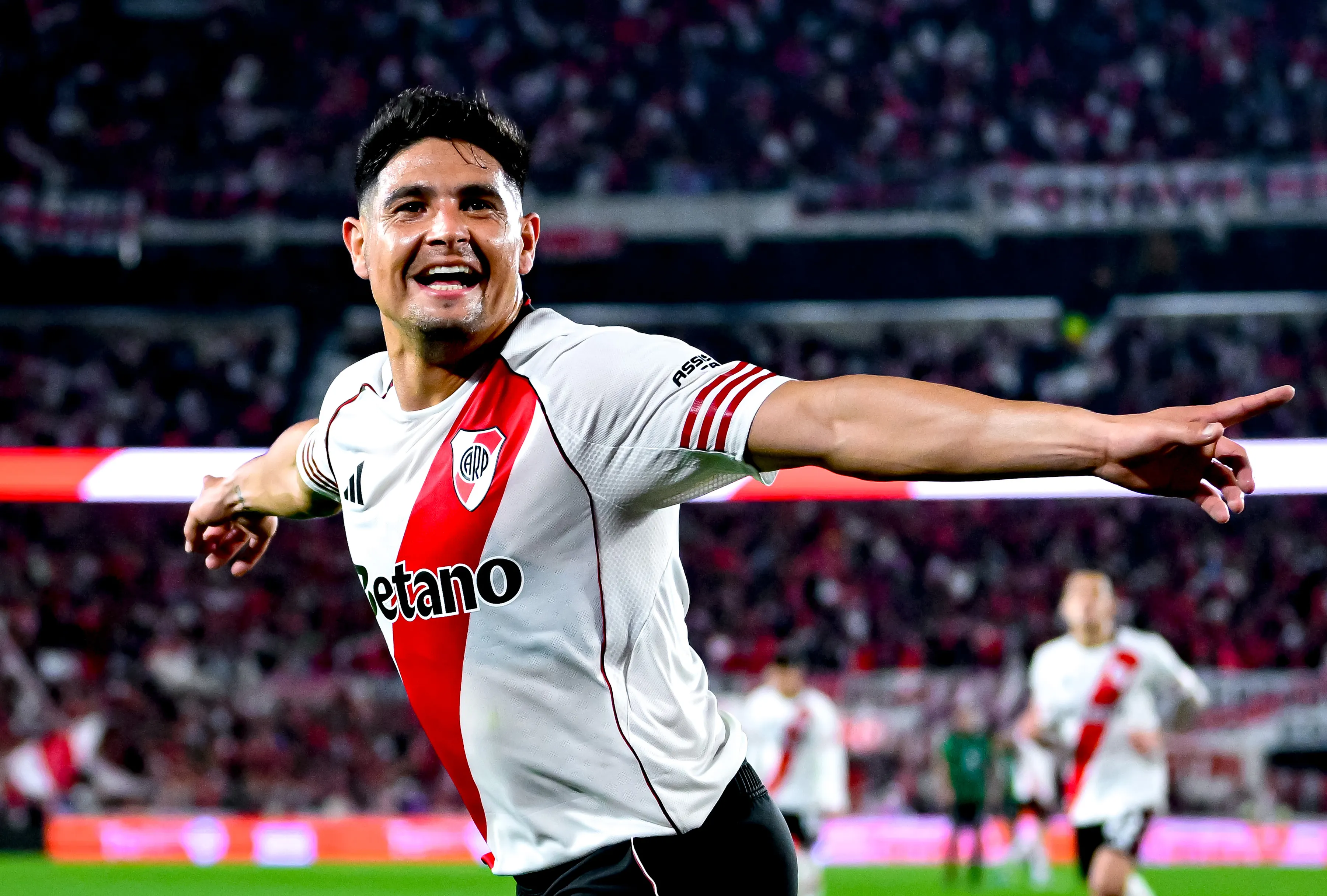 Maximiliano Salas, de mayor a menor. (Foto: Getty).