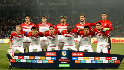 Estudiantes de La Plata venció a Central Córdoba y clasificó a semifinales del Torneo Clausura 2025.