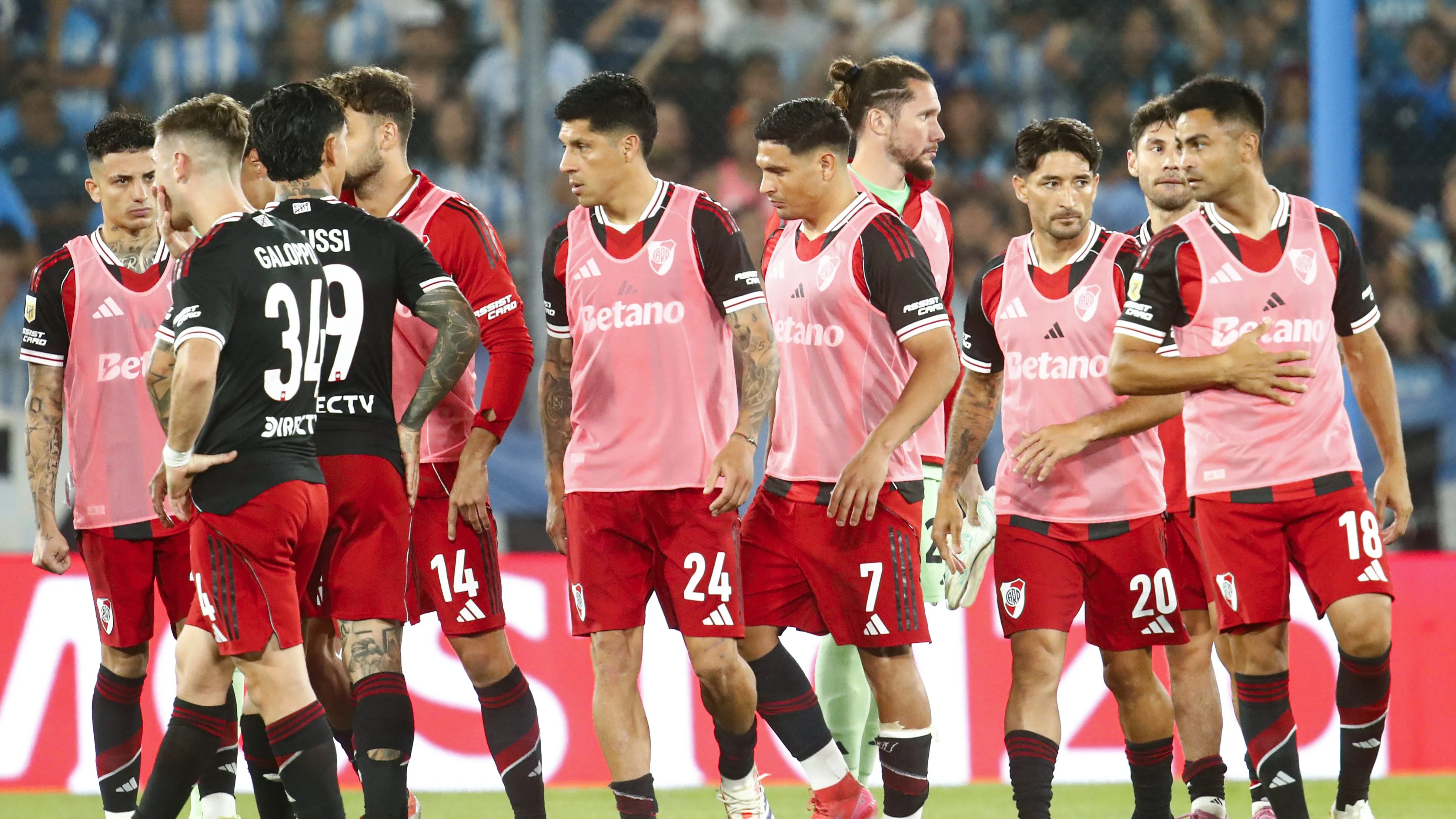 Tras un flojo año, River depende de Boca para clasificar a la Libertadores (Getty Images).
