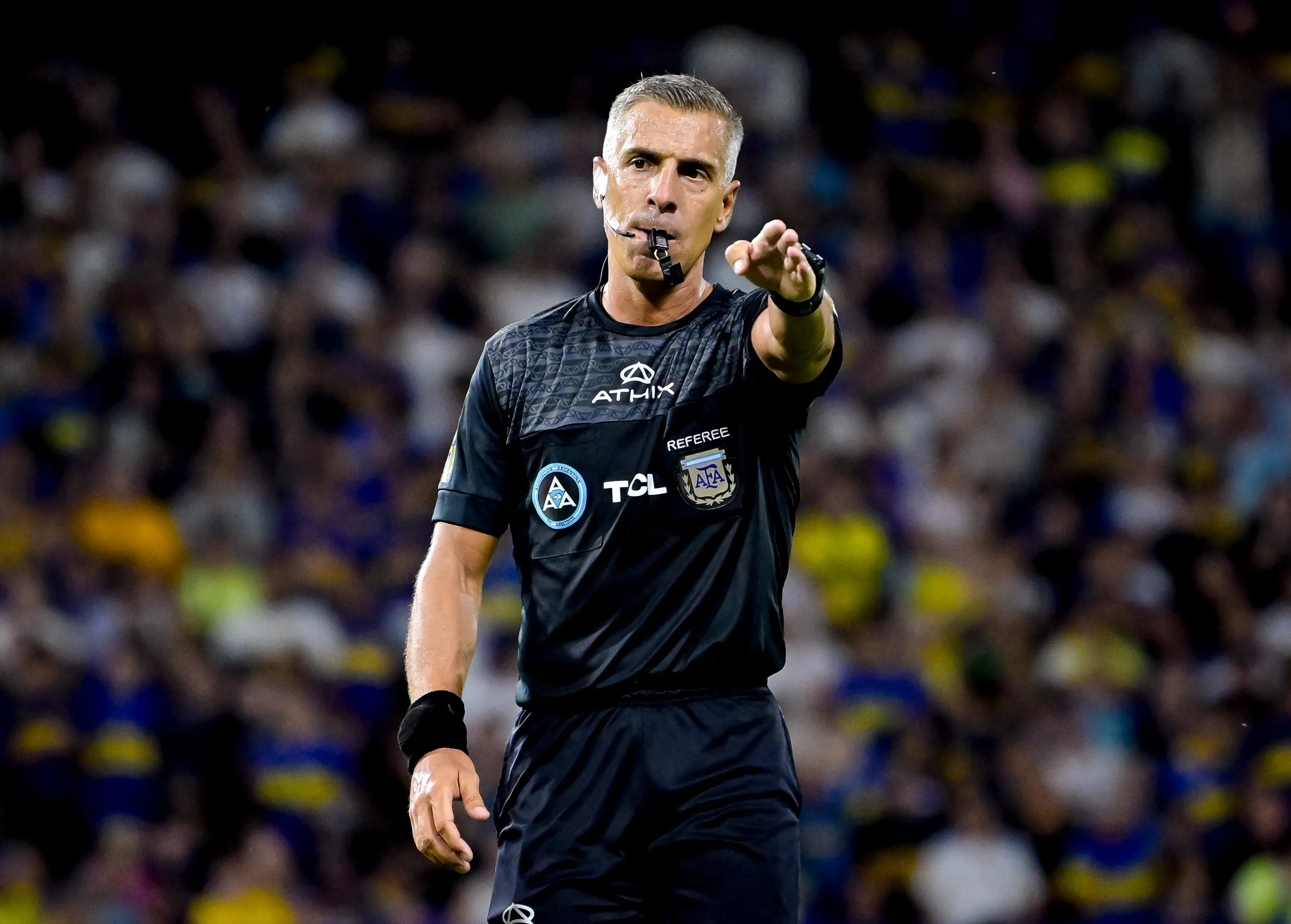 Hernán Mastrángelo, experimentado árbitro del fútbol argentino. (Getty Images)