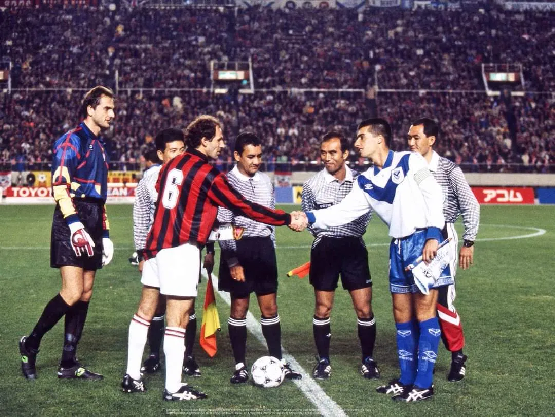 Roberto Trotta fue el capitán de Vélez y marcó un gol en la final de la Copa Intercontinental de 1994 ante Milan.