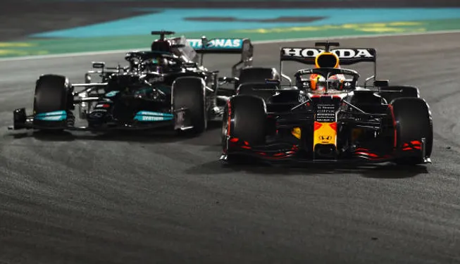 Hamilton y Verstappen. Abu Dhabi 2021. La definición de todos los tiempos.