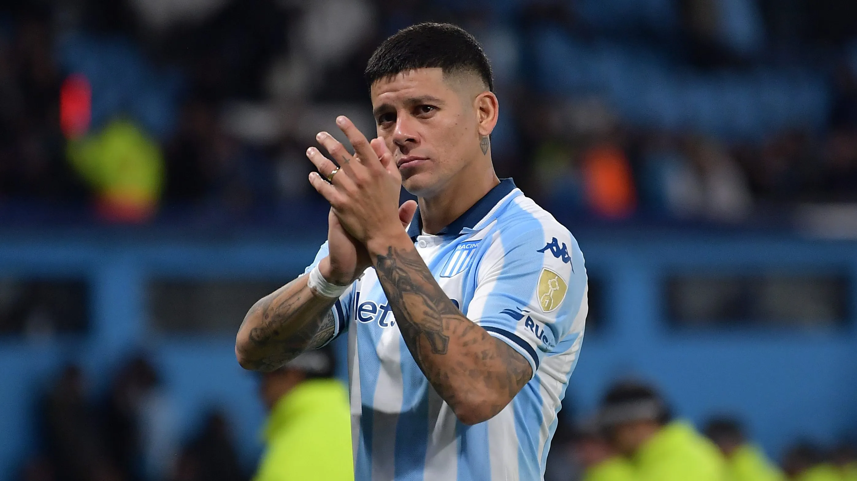 El defensor encontró sitio en La Academia tras su salida del Xeneize. (Getty Images)