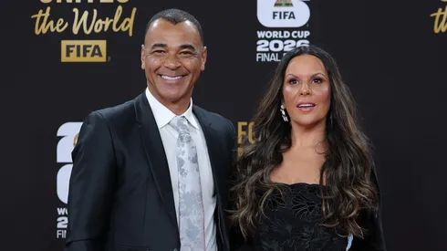 Cafu asistió al sorteo del Mundial en Washington.
