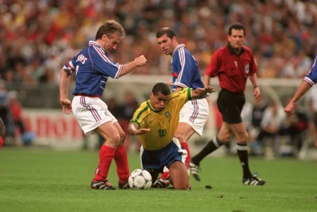 Brasil y Francia finalmente se enfrentaron en la definición de aquel torneo.