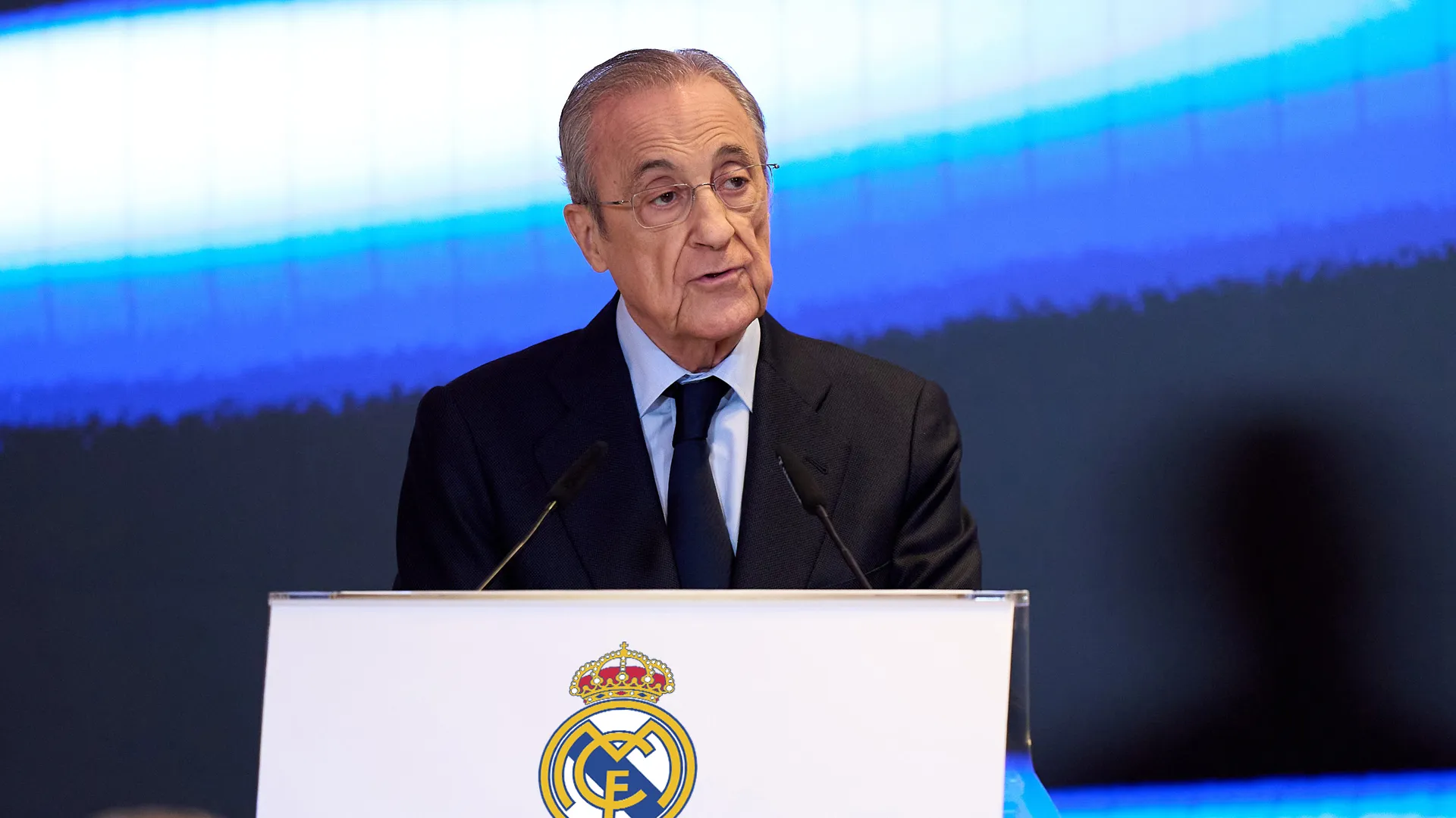 Real Madrid y Florentino Pérez vuelven a resultar con el brazo en alto