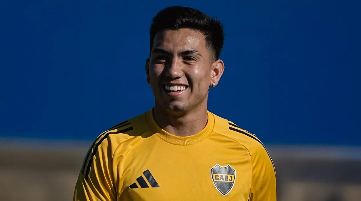 Alan Velasco durante un entrenamiento. (Prensa Boca)