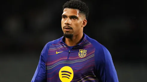 Ronald Araújo, defensor de Barcelona.