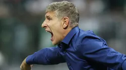 Martín Palermo define su futuro.