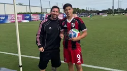 Bruno Cabral y Lionel Messi en la Messi Cup.