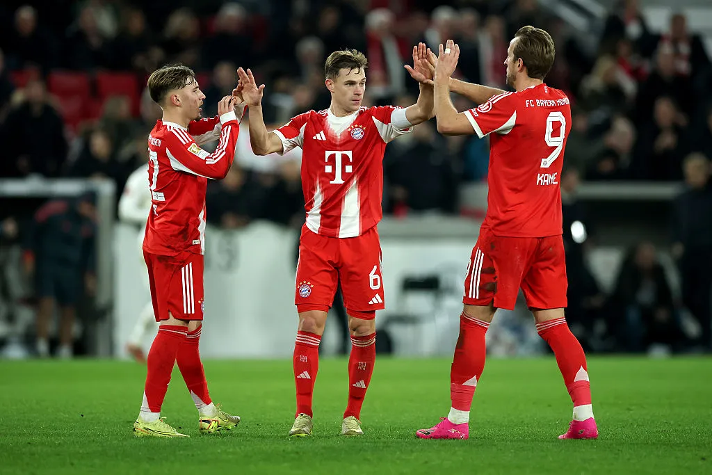Kimmich y Kane, los dos jugadores que más cerca están de Lennart Karl. (Getty)