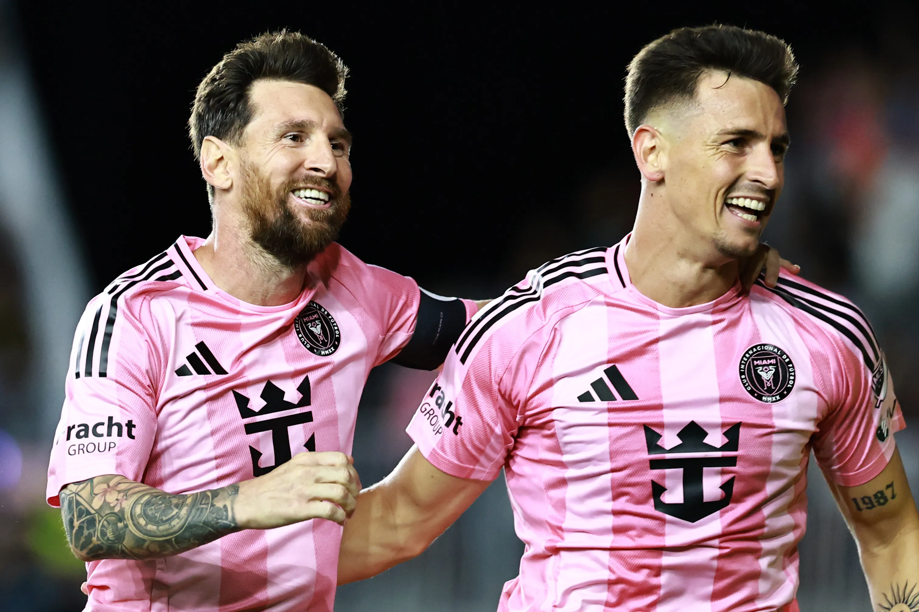 Lionel Messi y Tadeo Allende. (Foto: Getty).