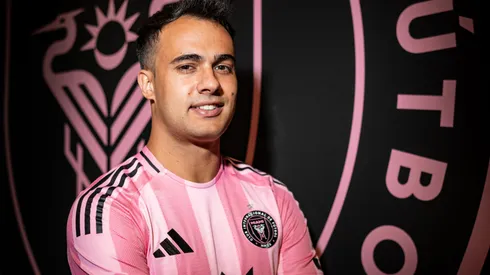 Sergio Reguilón, futbolista español en su presentación en Inter Miami.