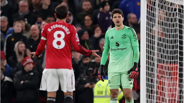 Senne Lammens, arquero del Manchester United, está siendo criticado en Inglaterra por su actuación vs. Bournemouth.