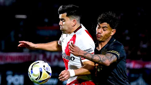 Santiago Arzamendia en el partido entre Estudiantes y River