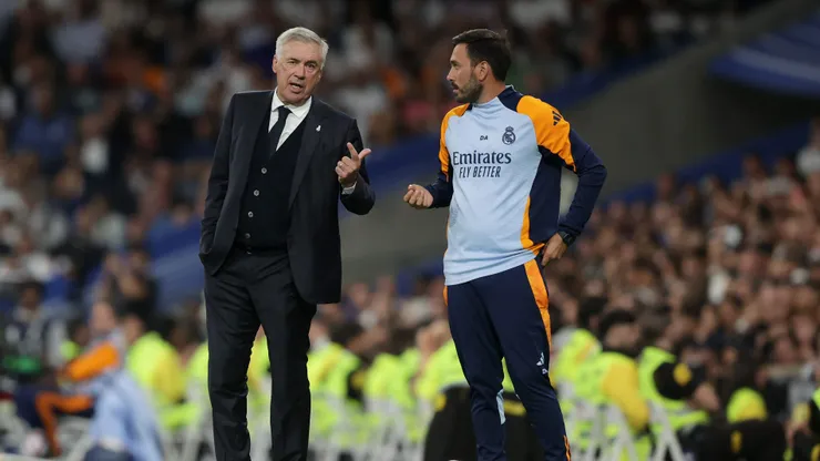 Carlo y Davide Ancelotti durante su última etapa como DT de Real Madrid.