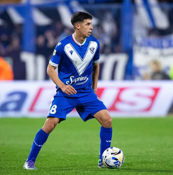 Tomás Galván, durante su estadía en Vélez. (@tomygalvan_)