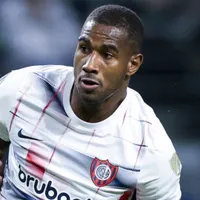 Los posteos de Jhohan Romaña que le sumaron suspenso a su trabada llegada a River desde San Lorenzo