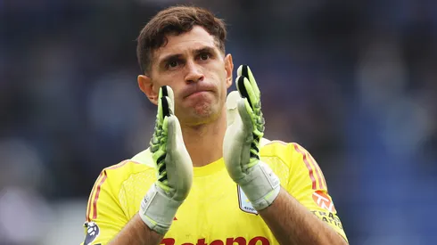 Dibu Martínez, arquero de Aston Villa.