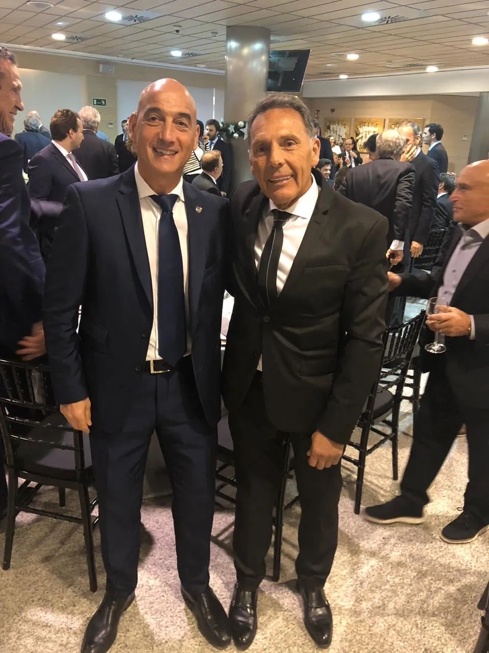 Marcelo London junto a Miguel Ángel Russo. (Foto: @London_marcelo).