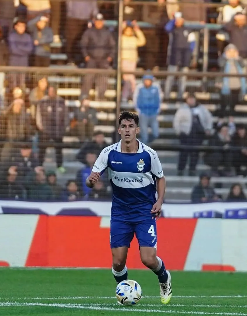 Renzo Giampaoli en Gimnasia de La Plata. (@renzogiampaoli_).