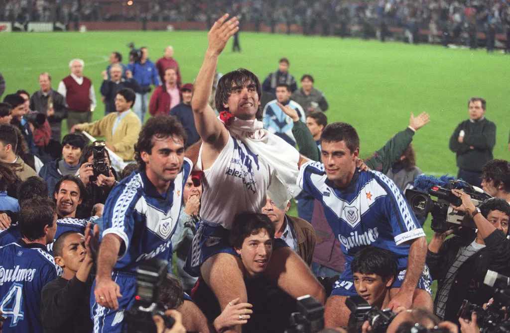 Posse, Husaín y Camps, tres figuras del campeón 98. Foto Vélez.