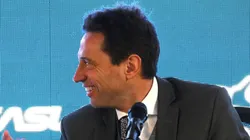 El presidente de San Lorenzo habló de la inconveniencia de venderle a Boca.