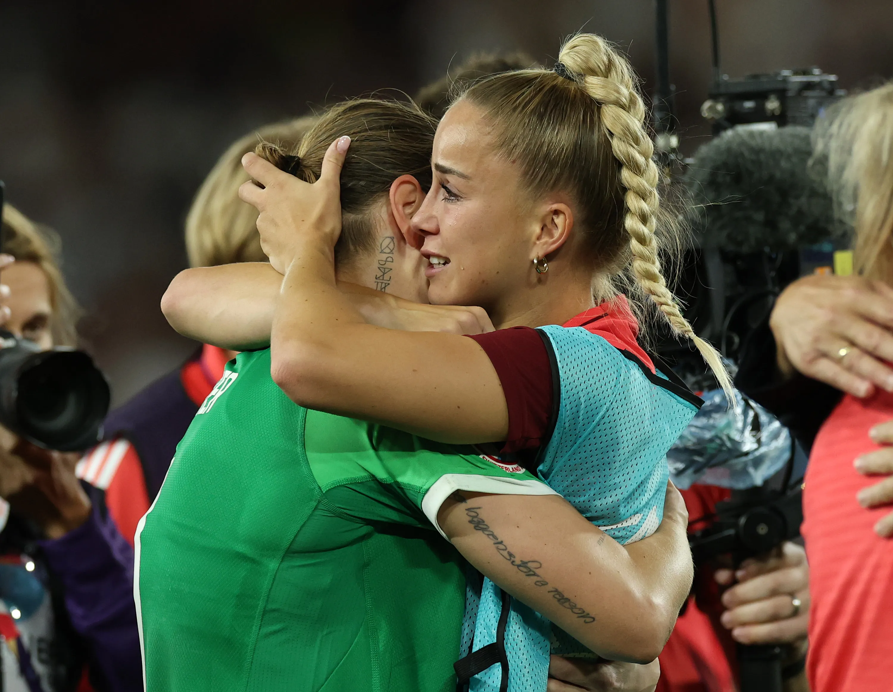 Como capitana de Alemania, Gwinn busca inspirar a las nuevas generaciones de futbolistas.