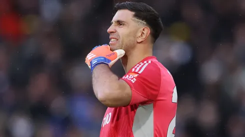 El Aston Villa del Dibu Martínez no podrá contar vs. Arsenal con Boubacar Kamara y con Matty Cash.