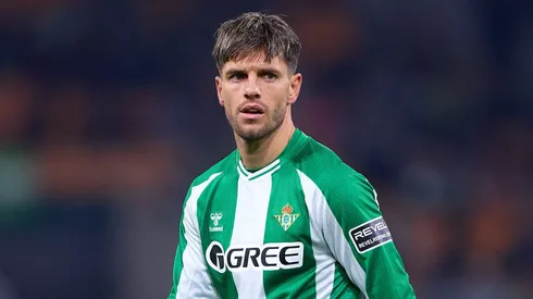 El argentino tiene contrato con Betis hasta 2028.