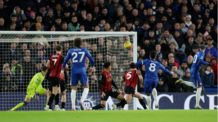 Enzo Fernández anotó un golazo en Chelsea vs. Bournemouth.