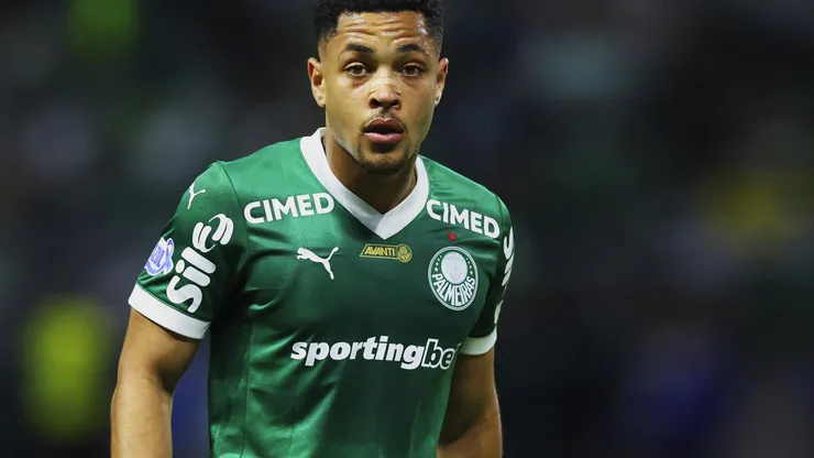 Vitor Roque, en la órbita de Chelsea para reforzar su delantera