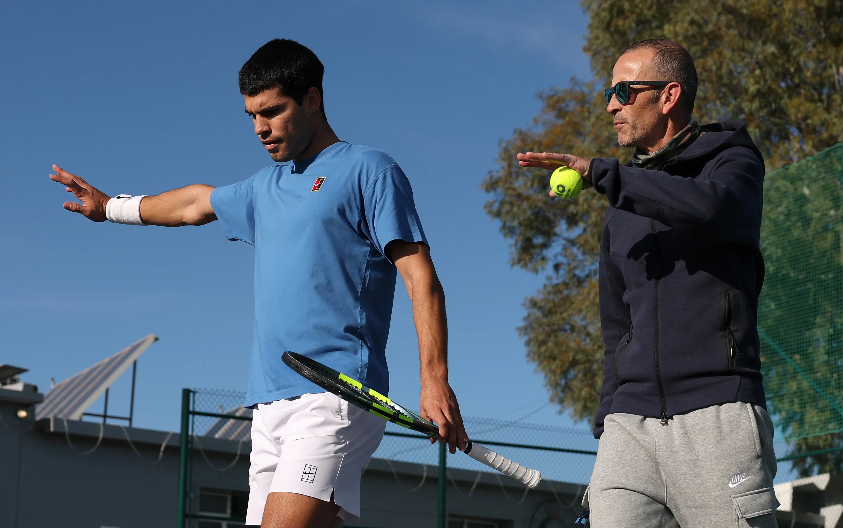 Alcaraz trabaja con Samu López en la pretemporada. (Foto: Getty).