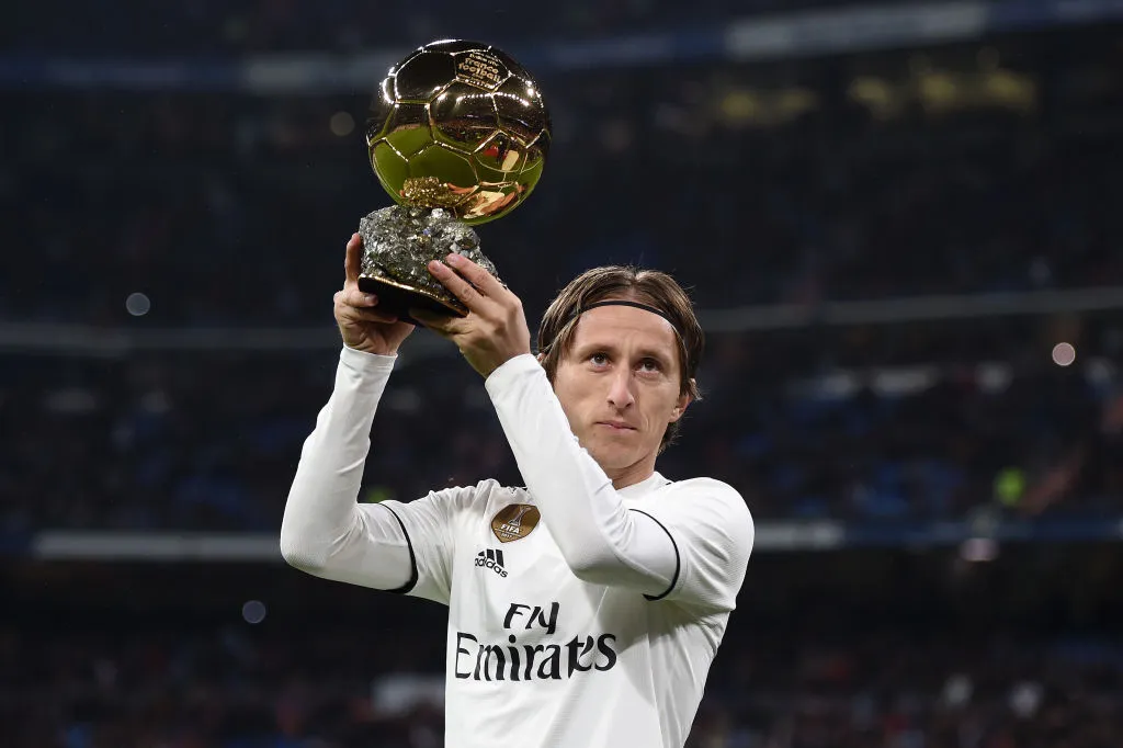Modric terminó optando por el fútbol antes que por ser camarero y se convirtió en leyenda. (Getty)