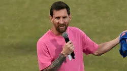 ¡Messi posó con la camiseta de Belgrano!