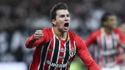 El equipo brasileño se quedó con el 60 por ciento de la ficha del chileno.