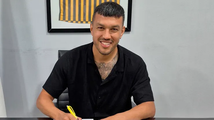 Gustavo Cabral es nuevo refuerzo de Almirante Brown.