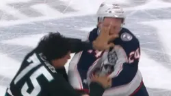 Reaves y Olivier a las piñas en la NHL