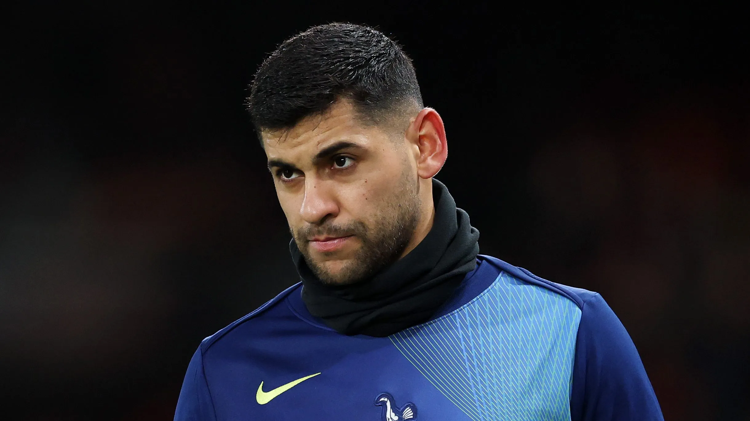 El defensor y capitán apuntó contra quienes no le ponen el pecho al mal momento de Tottenham.