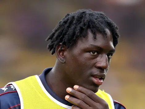 Tiene solo 16 años, jugó para dos selecciones diferentes en 2025 y reforzará al Aston Villa de Dibu Martínez