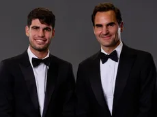 Una leyenda del tenis sueña con ver a Roger Federer entrenando a Carlos Alcaraz: “Sería perfecto”