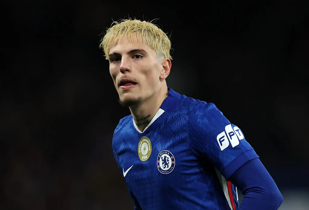 Garnacho podría perder lugar en Chelsea ante la eventual vuelta de Sterling. (Getty)