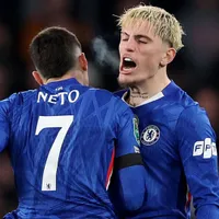 Enzo Fernández trabó dos veces y Garnacho descontó para Chelsea ante Arsenal