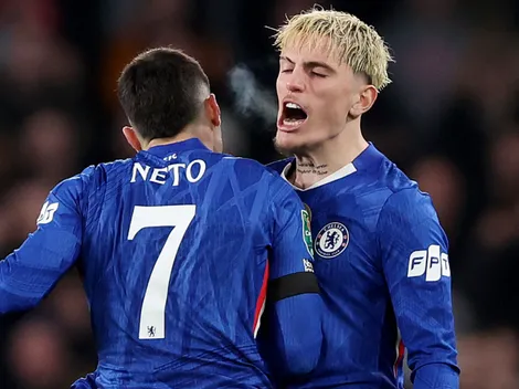 Atento Scaloni: los dos goles de Garnacho ante Arsenal