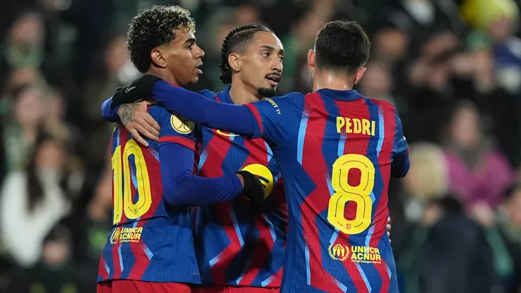 Barcelona venció a Racing de Santander por la Copa del Rey.